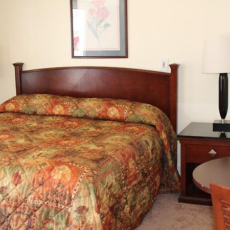 Royale Coach Motor Lodge Hampton Extérieur photo