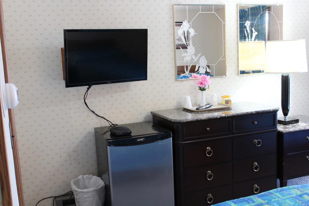 Royale Coach Motor Lodge Hampton Extérieur photo