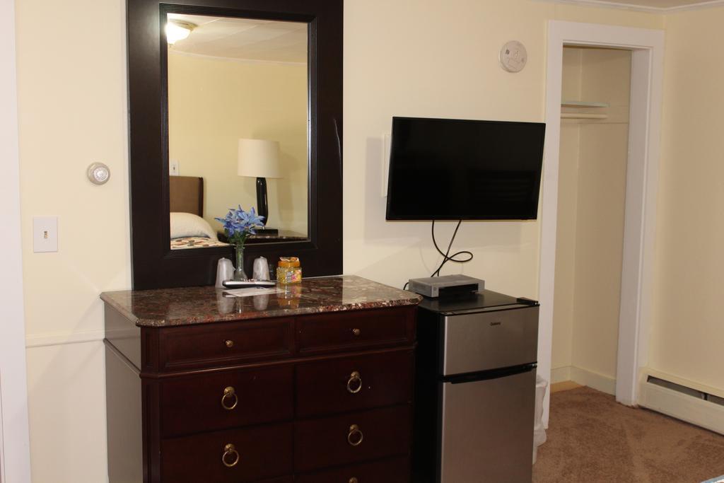 Royale Coach Motor Lodge Hampton Extérieur photo